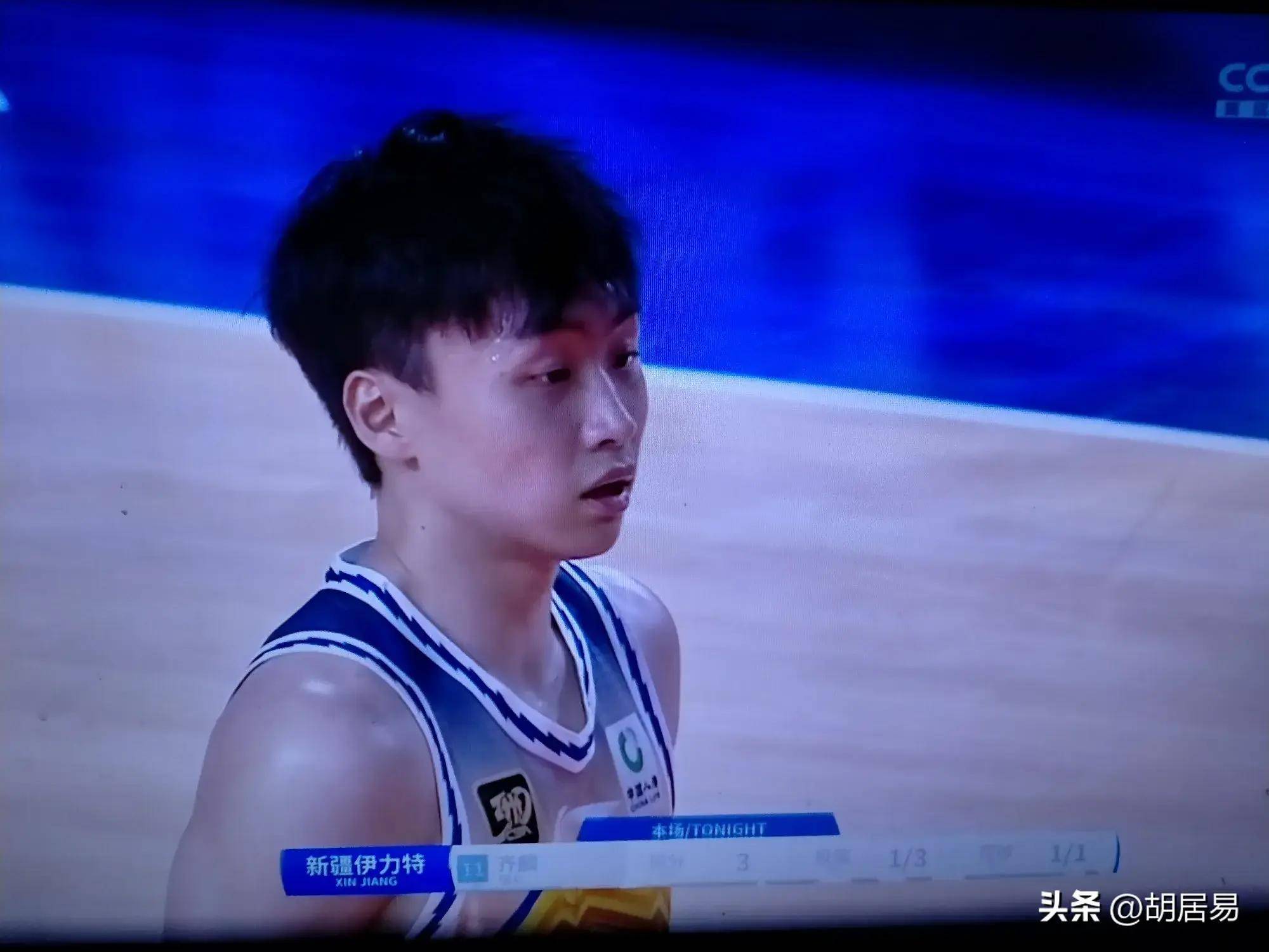 爱游戏娱乐-包含新疆男篮力克江苏男篮，武器库齐备再次逆转的词条