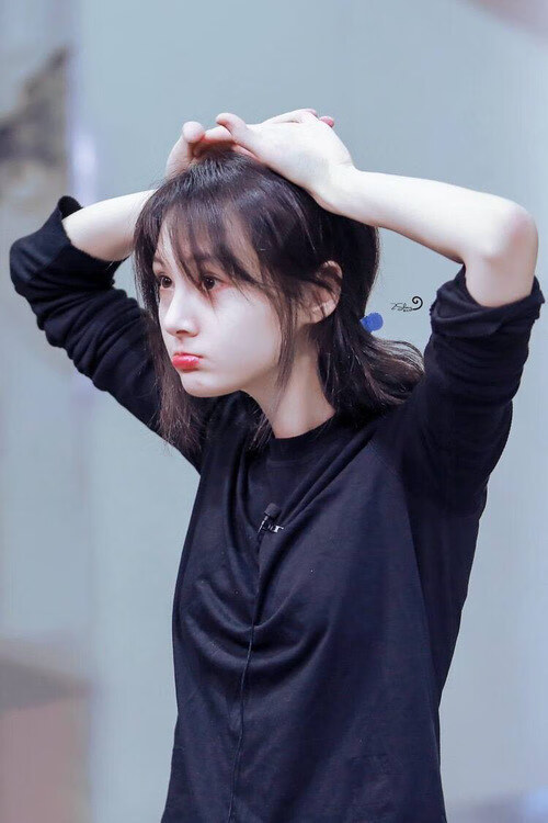 年度焦点战，小贾伦掌控全局，辽宁队稳稳射落太阳