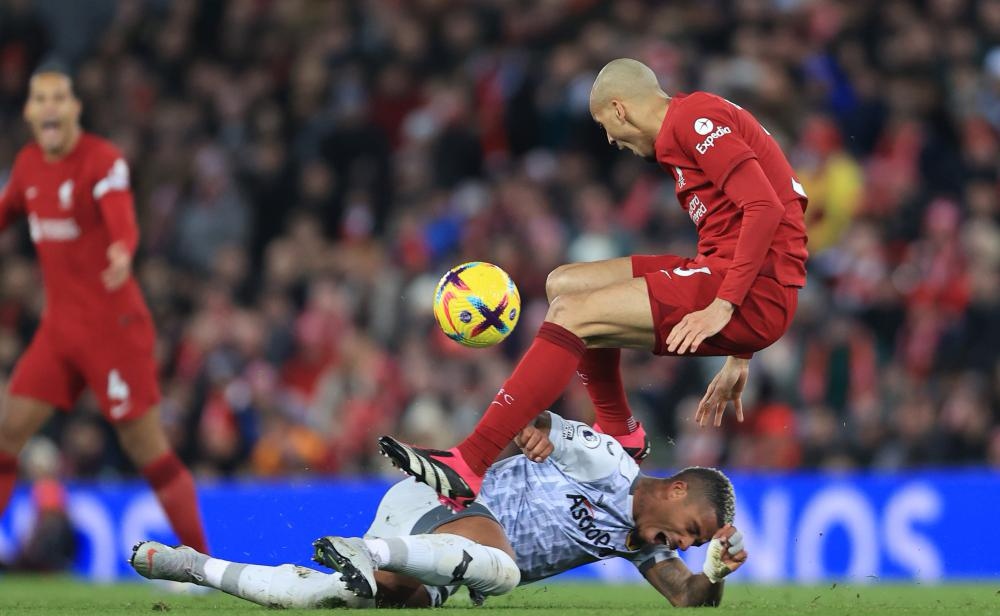 葡萄牙踏平AC米兰，佩德里在年度焦点之战接管比赛